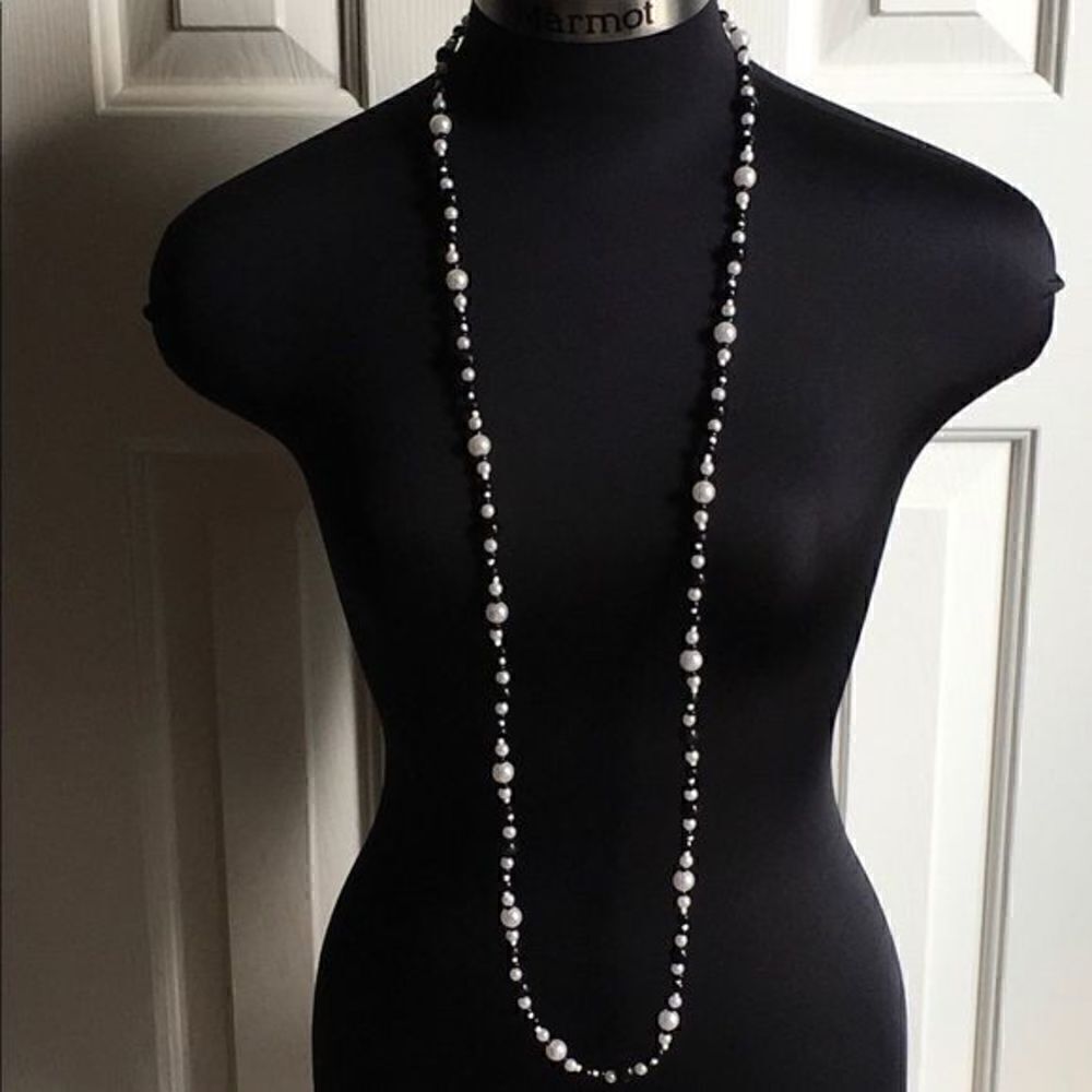 Faux Pearl Necklace 